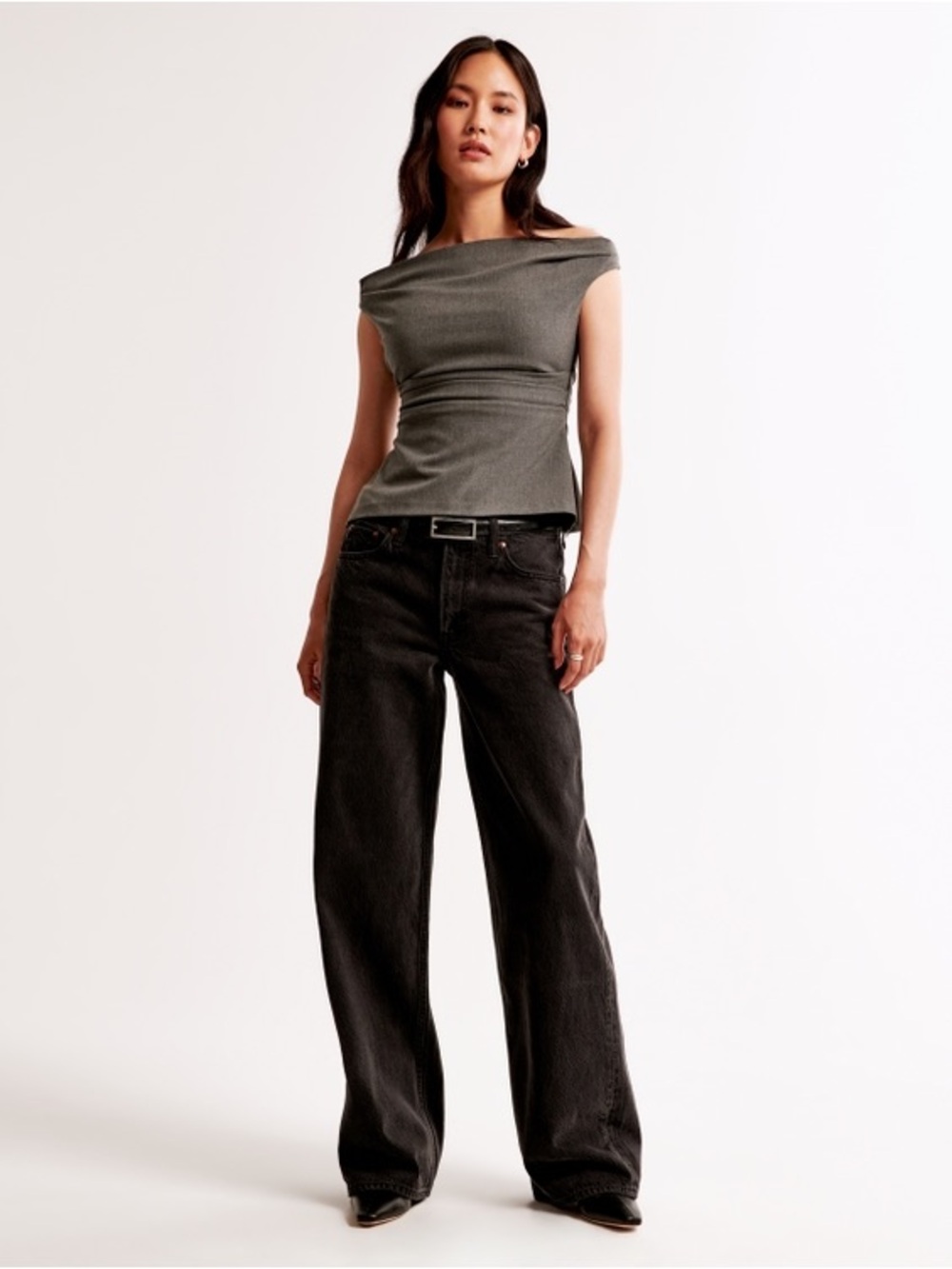Abercrombie ultra loose low rise in Black